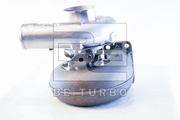Neuer Original Turbolader CASE IH – 3218454R91 / 4652881 + Montagesatz – Bild 3
